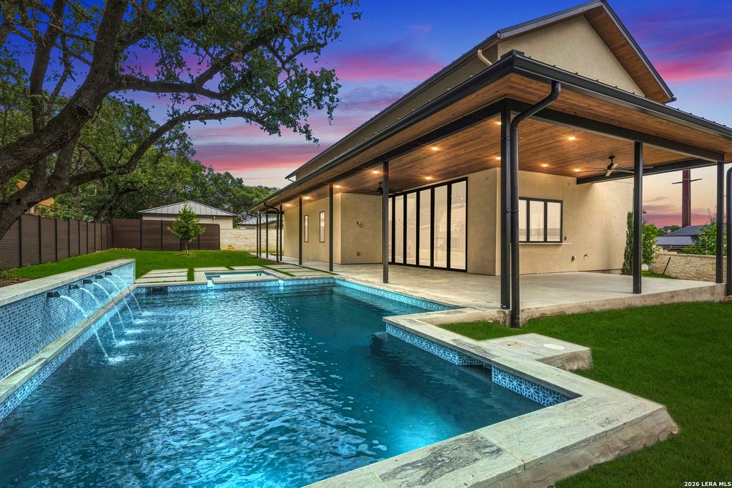 103 LAKEVIEW BLVD, New Braunfels, TX 78130