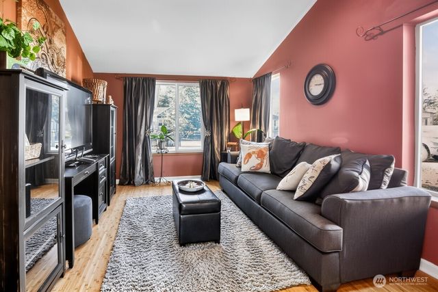 120 Sunrise Avenue SE, Ocean Shores, WA 98569