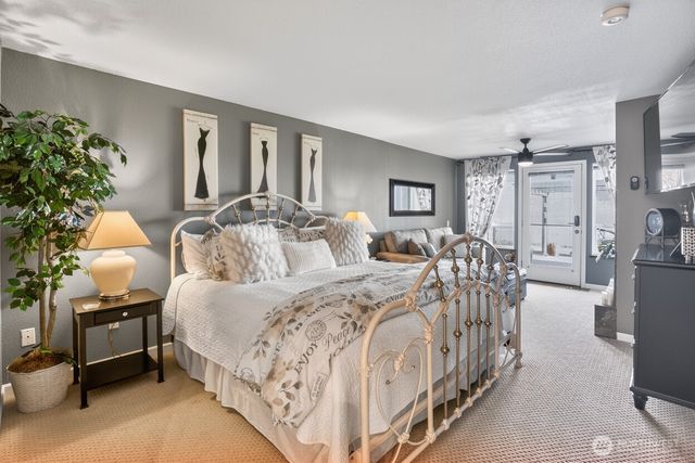 120 Sunrise Avenue SE, Ocean Shores, WA 98569