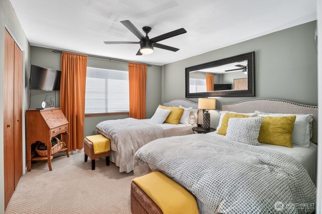 120 Sunrise Avenue SE, Ocean Shores, WA 98569