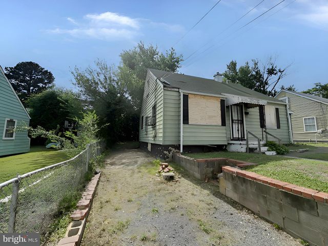 612 64TH AVE, Capitol Heights, MD 20743