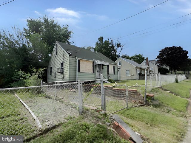 612 64TH AVE, Capitol Heights, MD 20743