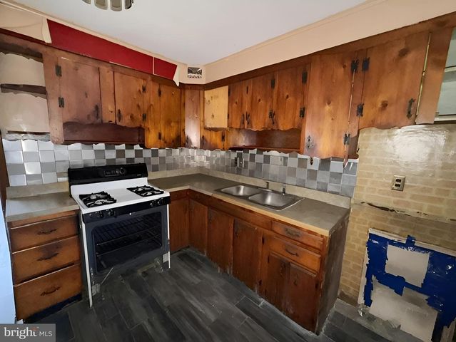 612 64TH AVE, Capitol Heights, MD 20743