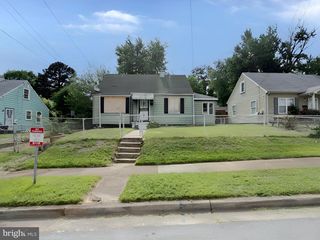 612 64TH AVE, Capitol Heights, MD 20743