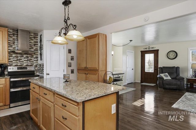 1124 N Fillmore Street, Jerome, ID 83338