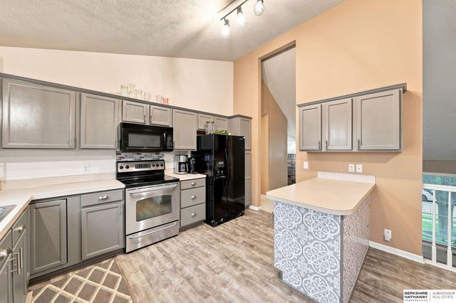 5302 S 188th Street, Omaha, NE 68135