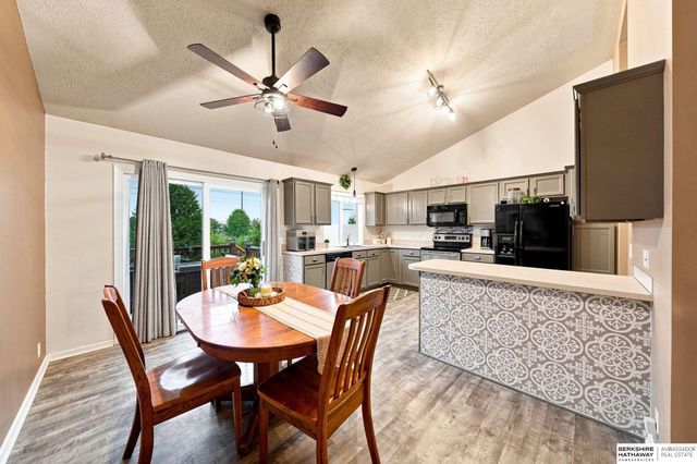 5302 S 188th Street, Omaha, NE 68135