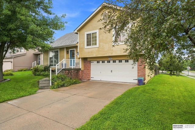5302 S 188th Street, Omaha, NE 68135
