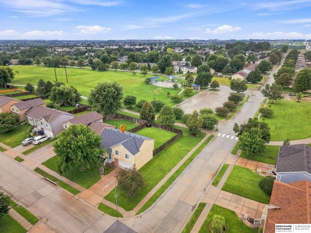 5302 S 188th Street, Omaha, NE 68135