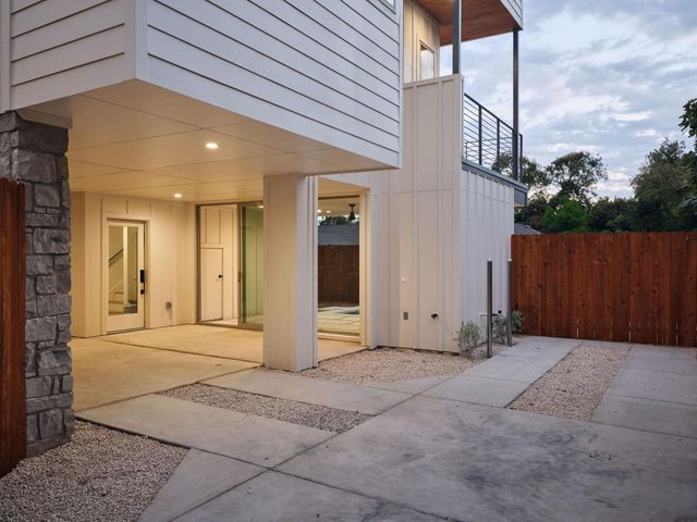 3208 Govalle Ave 3, Austin, TX 78702