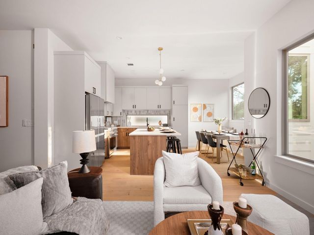 3208 Govalle Ave 3, Austin, TX 78702