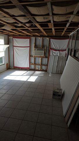 313 N Pearl Street, Trenton, TX 75490