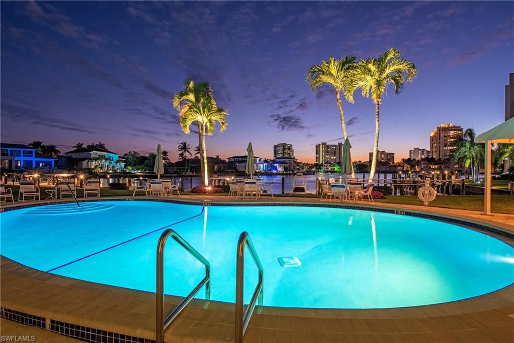 400 Park Shore DR 304, NAPLES, FL 34103 — photo 2