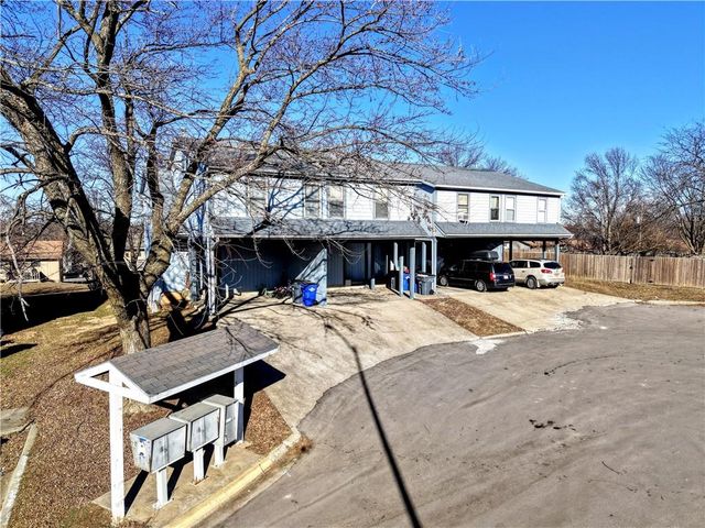 1316 E 123rd Unit C Terrace C, Olathe, KS 66061