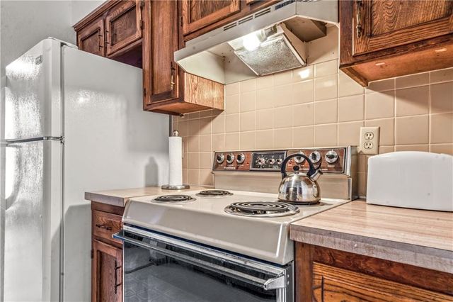 1316 E 123rd Unit C Terrace C, Olathe, KS 66061