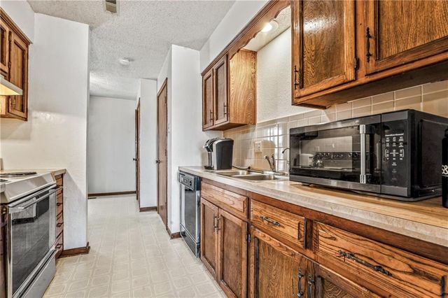 1316 E 123rd Unit C Terrace C, Olathe, KS 66061