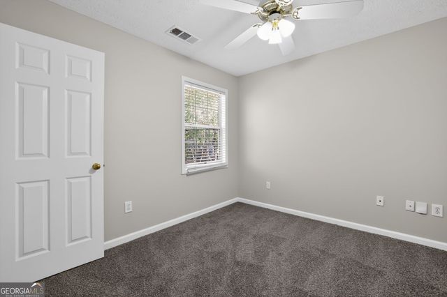 3112 Victoria Place Drive, Loganville, GA 30052