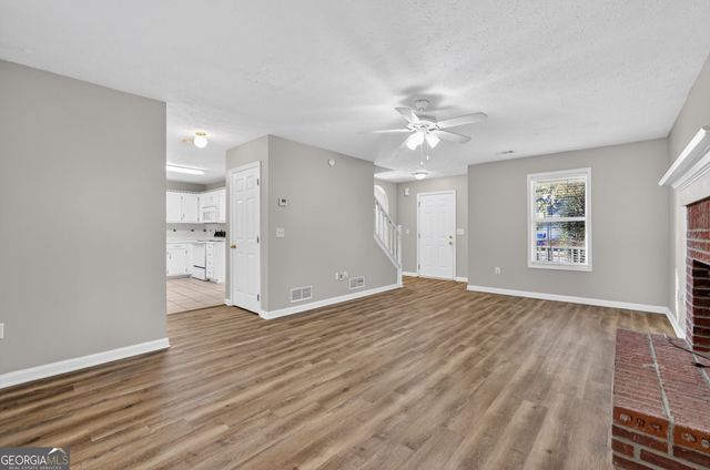 3112 Victoria Place Drive, Loganville, GA 30052