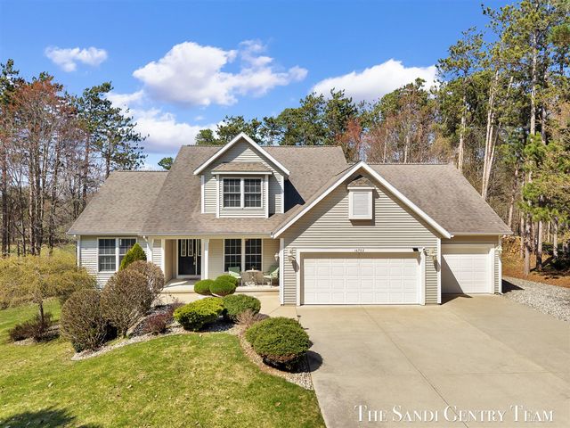 16703 Rich Street, Grand Haven, MI 49417