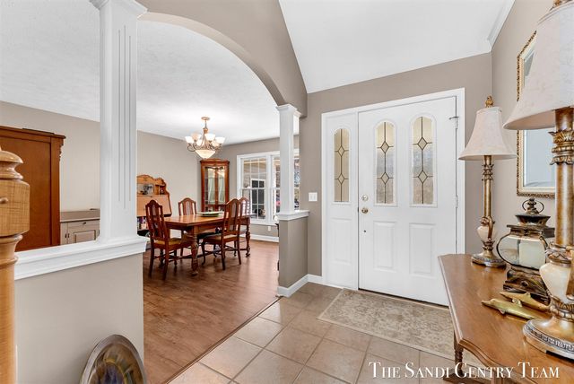 16703 Rich Street, Grand Haven, MI 49417