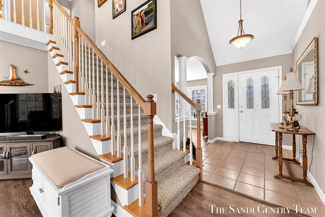 16703 Rich Street, Grand Haven, MI 49417