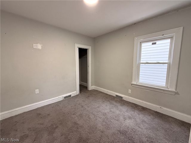 10201 Robinson Avenue, Garfield Heights, OH 44125