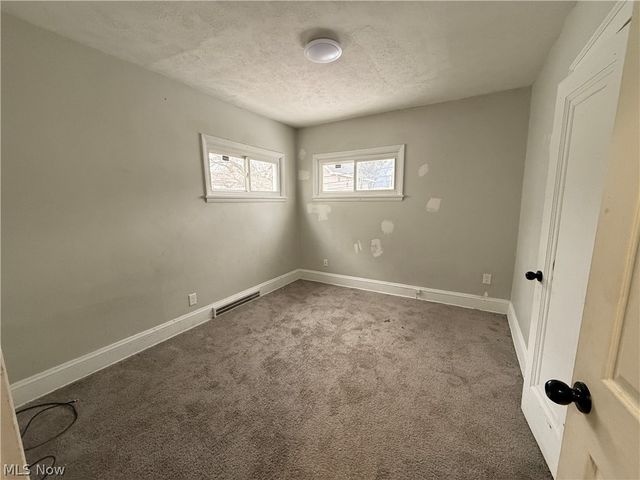 10201 Robinson Avenue, Garfield Heights, OH 44125