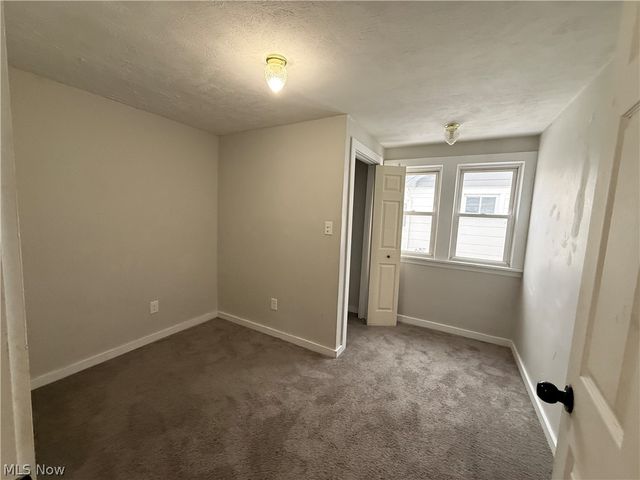 10201 Robinson Avenue, Garfield Heights, OH 44125