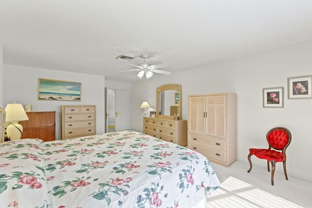 2330 SW 23rd Cranbrook Drive, Boynton Beach, FL 33436