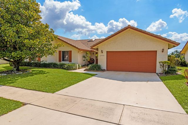 2330 SW 23rd Cranbrook Drive, Boynton Beach, FL 33436