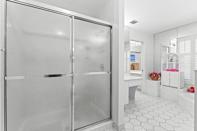 2330 SW 23rd Cranbrook Drive, Boynton Beach, FL 33436