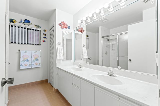 2330 SW 23rd Cranbrook Drive, Boynton Beach, FL 33436