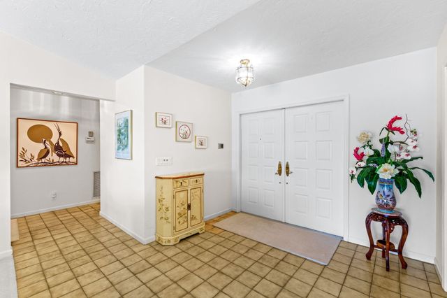 2330 SW 23rd Cranbrook Drive, Boynton Beach, FL 33436