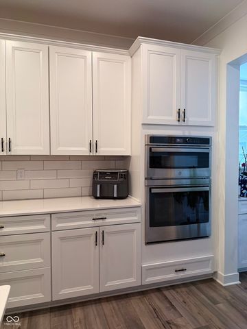 19415 Ketterley Circle, Westfield, IN 46074