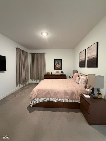 19415 Ketterley Circle, Westfield, IN 46074