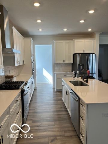 19415 Ketterley Circle, Westfield, IN 46074