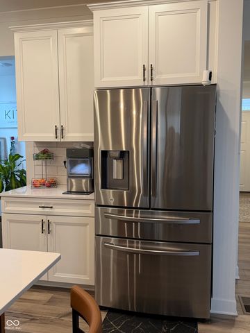 19415 Ketterley Circle, Westfield, IN 46074