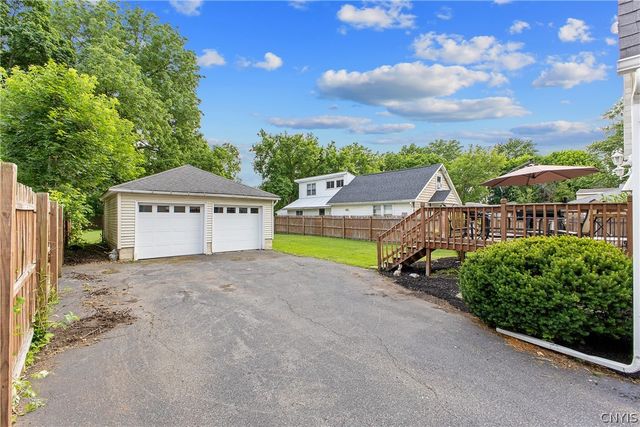 110 Earl Avenue, Salina, NY 13211