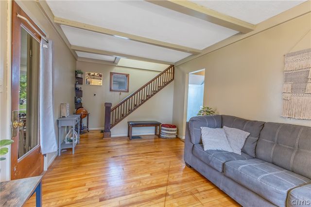 110 Earl Avenue, Salina, NY 13211