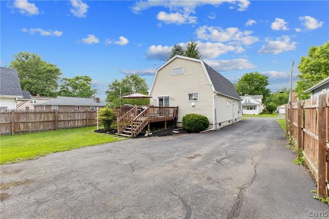 110 Earl Avenue, Salina, NY 13211