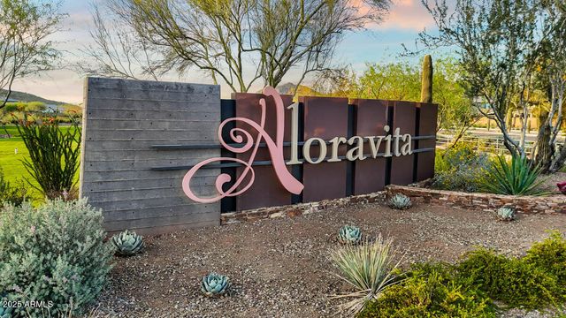 6805 W SPUR Drive, Peoria, AZ 85383