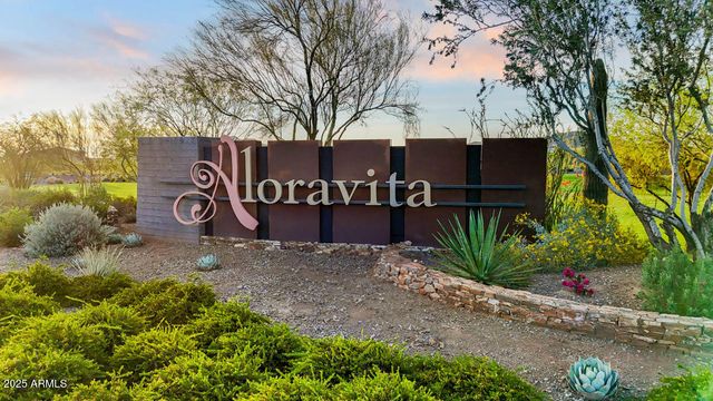 6805 W SPUR Drive, Peoria, AZ 85383