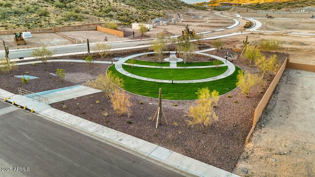 6805 W SPUR Drive, Peoria, AZ 85383