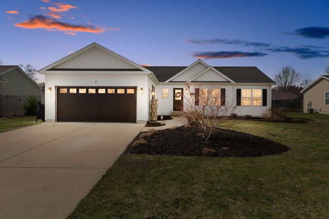 9048 Second Street, Baroda, MI 49101