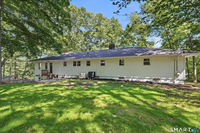 93 Tersana Drive, Easton, CT 06612