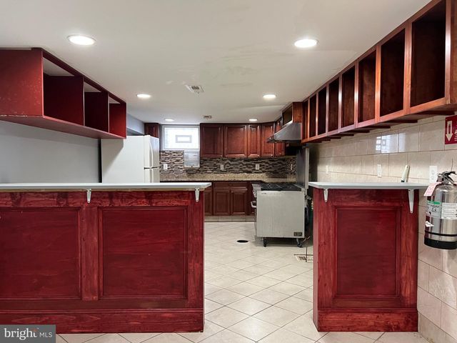 228 N MONTFORD AVE, Baltimore, MD 21224