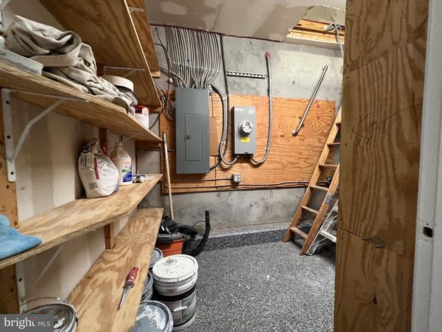 228 N MONTFORD AVE, Baltimore, MD 21224