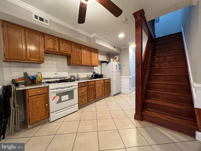 228 N MONTFORD AVE, Baltimore, MD 21224