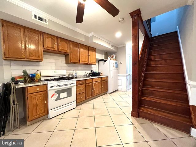 228 N MONTFORD AVE, Baltimore, MD 21224