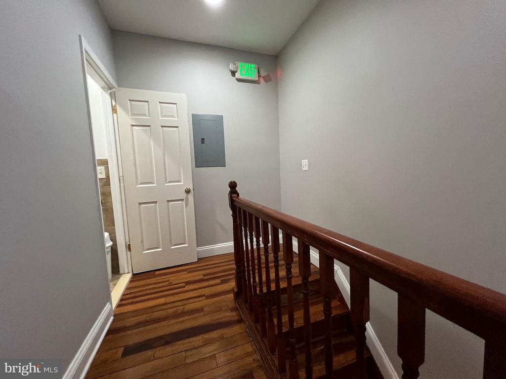 Image 115 of property listing at 228 N MONTFORD AVE, Baltimore, MD 21224